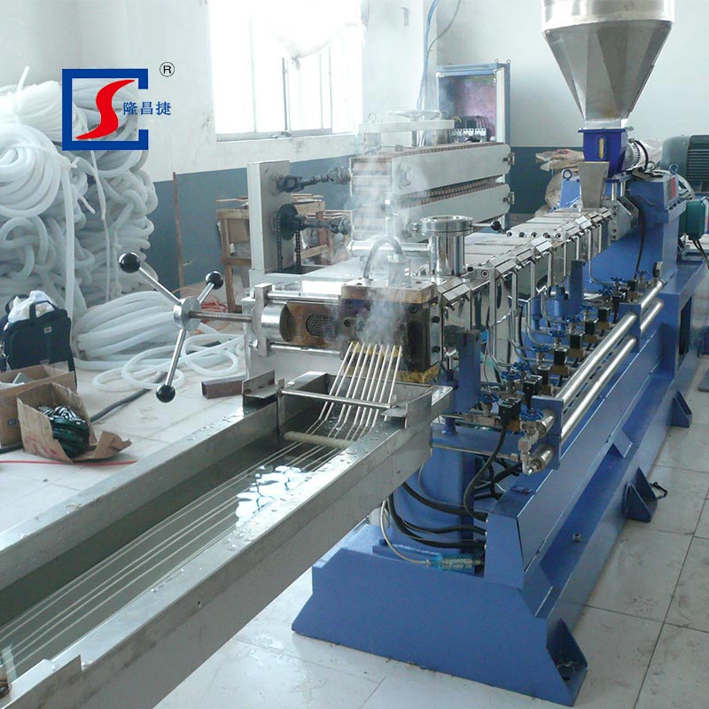 Plastic Granulator Machine: How It Helps Improve Recycling Efficiency